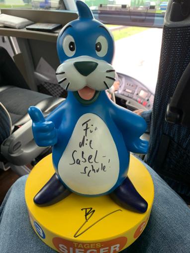 82d06d8b-e24f-415e-a6b4-baacf6c2877c 2